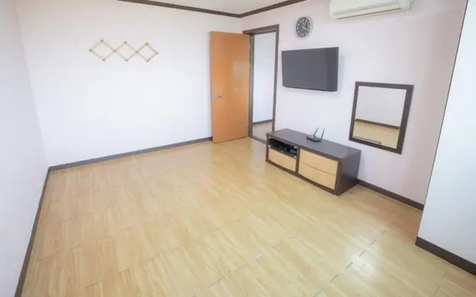 Oda (Annex #201 (Ocean View) (Living Room )
