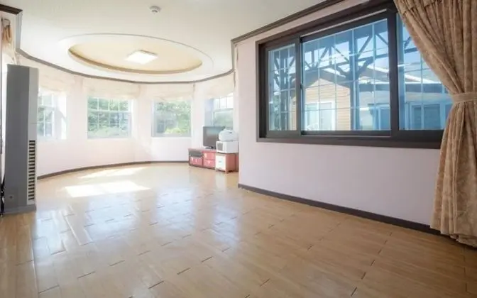 Oda (Annex building 1st floor (3 rooms))
