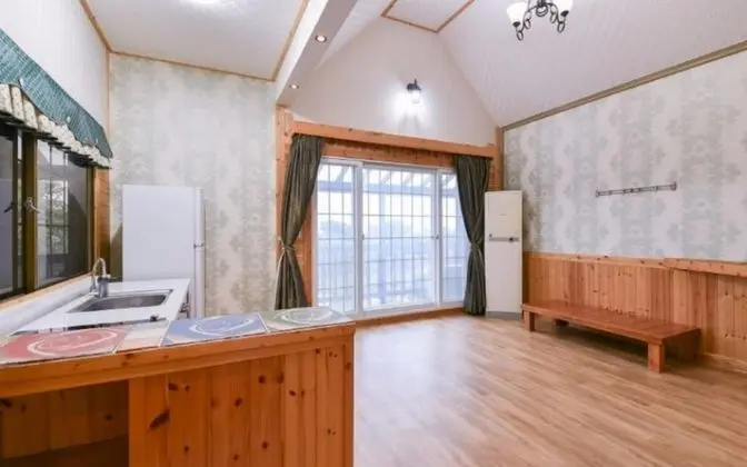 Oda (Sarangchae (Group Room))