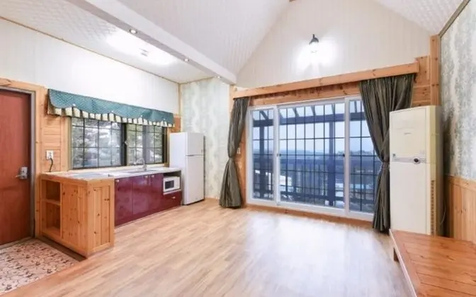 Oda (Sarangchae (Group Room))