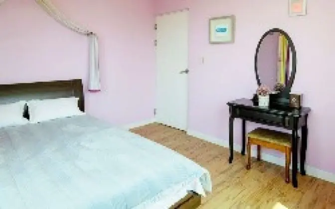 Oda (Room 201)