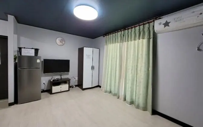 Oda (Building A Room 101 (Ondol Room) Pet )