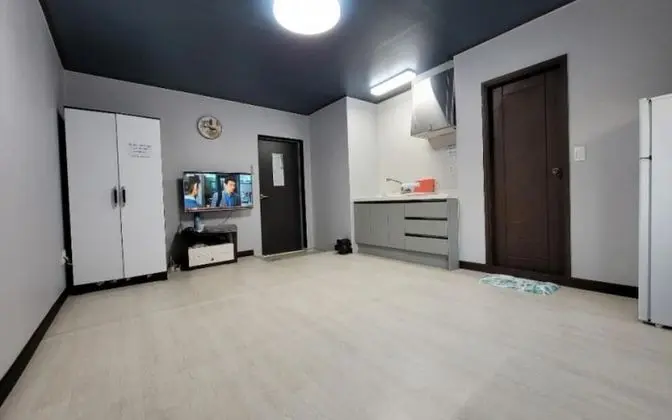 Oda (Building A Room 103 (Ondol Room) Pet )