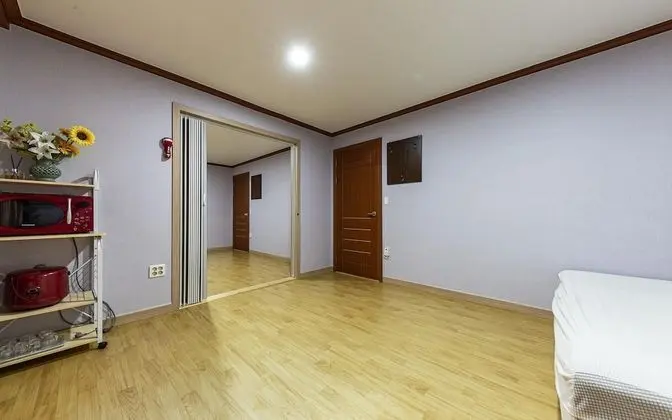 Oda (Ondol Room with Separate Bedroom - Pe)