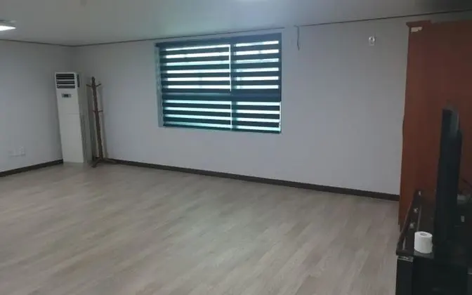 Oda (Large Room)