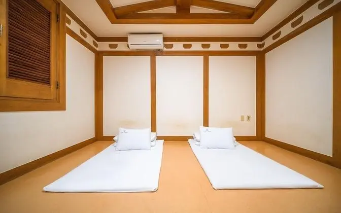 Oda (Suite Room (Ondol))