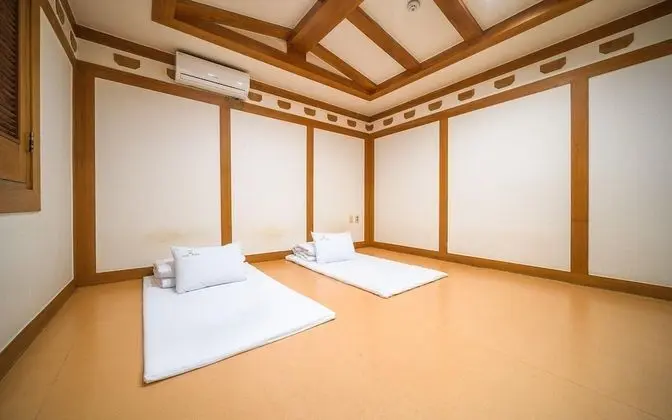 Oda (Suite Room (Ondol))