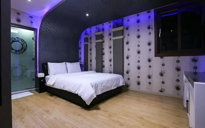 Oda (Special Room)