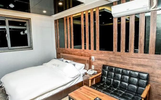 Oda (Standard Room)