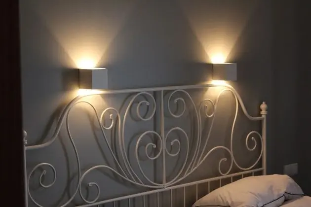 Tek Büyük Yataklı Oda, Ek Bina