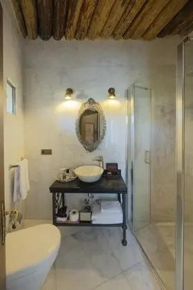 Deluxe Suite , Vadi Manzaralı, Şömineli ve Jakuzili