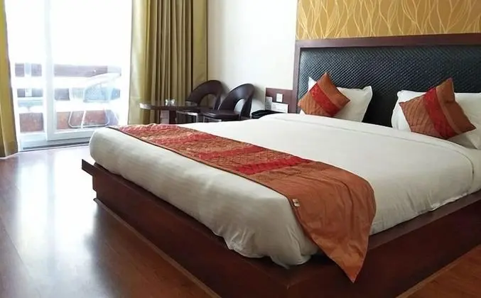 Executive Tek Kişilik Oda, 1 En Büyük (King) Boy Yatak, Balkon, Göl Kenarı