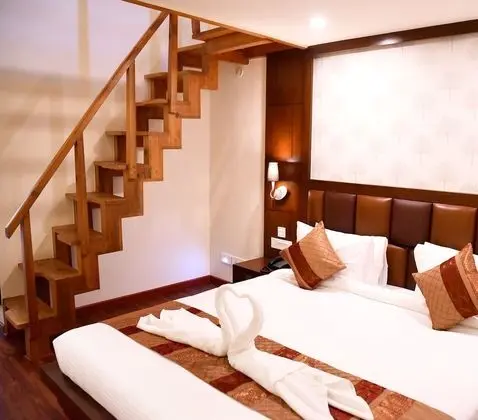 Royal Dubleks, Birden Çok Yatak, Balkon, Göl Kenarı