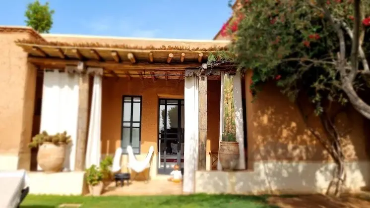 Superior Tek Büyük Yataklı Oda, 1 Büyük (Queen) Boy Yatak, Havuz Manzaralı