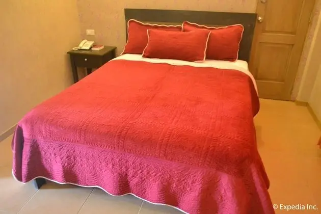 Standard Oda, 1 Büyük (Queen) Boy Yatak