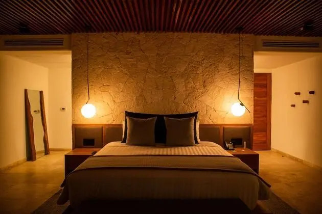 Jungle View Suite