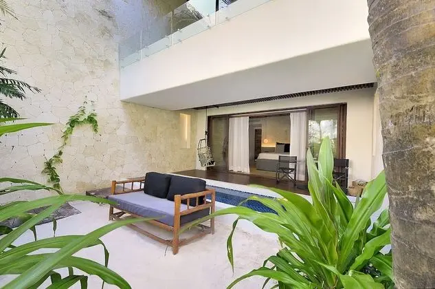 Jungle View Suite