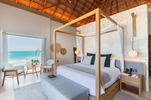 Ocean Front Master Suite