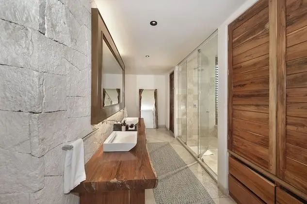 Ocean Front Master Suite
