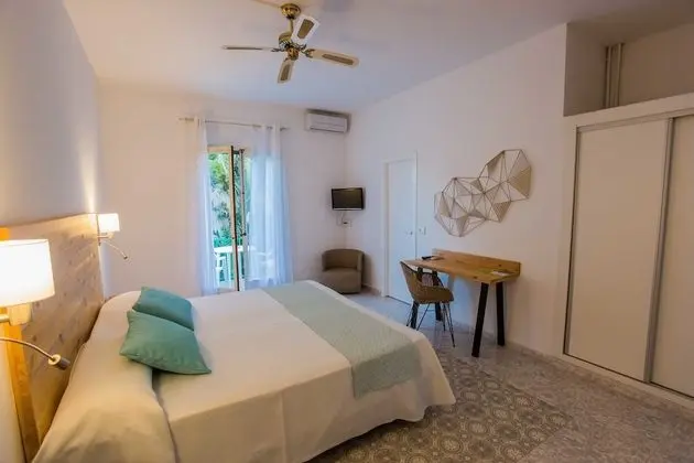 Tek Büyük Yataklı Oda, Balkon