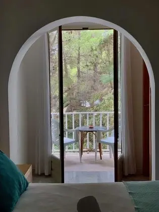 Tek Büyük Yataklı Oda, Balkon