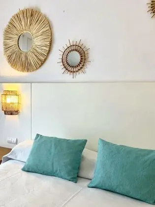 Tek Büyük Yataklı Oda, Balkon, Deniz Manzaralı