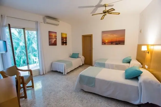 Üç Kişilik Oda, Balkon