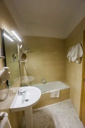 Üç Kişilik Oda, Balkon