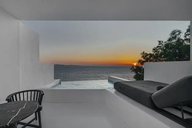 Deluxe Double Sea View room with Private Pool