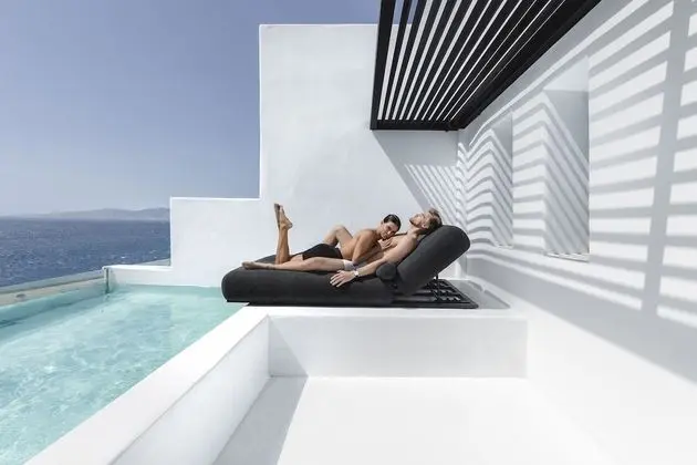 Deluxe Triple Sea View with Private Pool