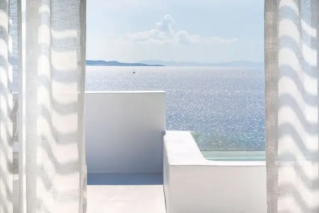 Deluxe Triple Sea View with Private Pool