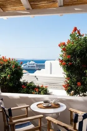 Tek Büyük Yataklı Oda, Kısmi Deniz Manzaralı