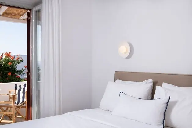 Tek Büyük Yataklı Oda, Kısmi Deniz Manzaralı