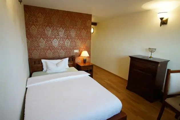 Comfort Tek Büyük Yataklı Oda, Bahçe Manzaralı
