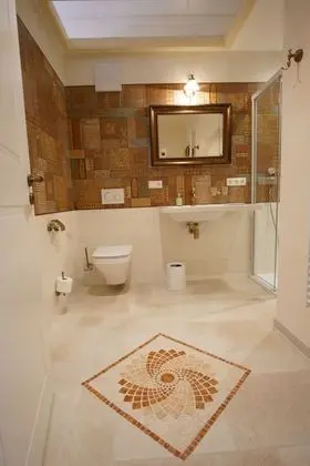 Comfort Tek Büyük Yataklı Oda, Bahçe Manzaralı