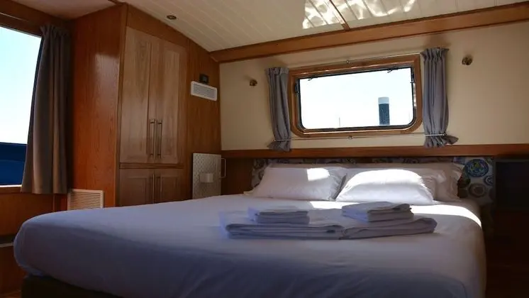 Docket Boat, 1 Bedroom