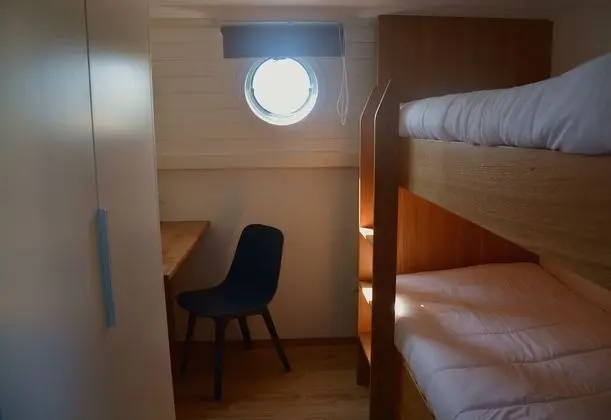 Docket Boat, 2 Bedrooms