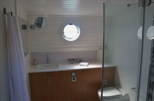 Docket Boat, 2 Bedrooms