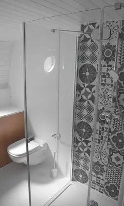 Docket Boat, 2 Bedrooms