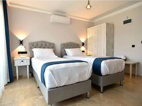 Standart Oda, Bahçe Manzaralı, Balkonlu