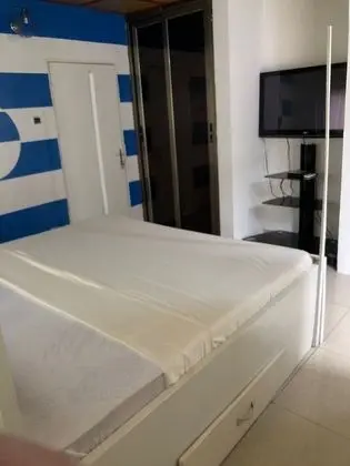 Classic Tek Büyük Yataklı Oda