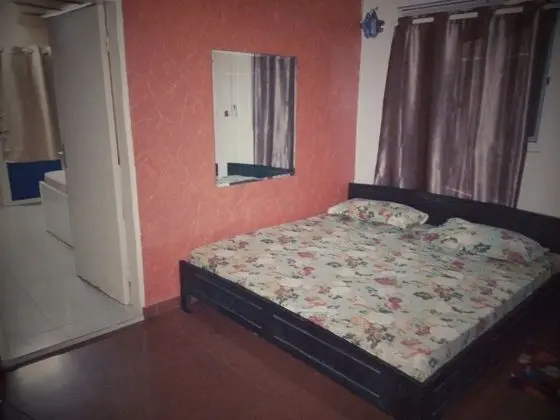 Classic Tek Büyük Yataklı Oda