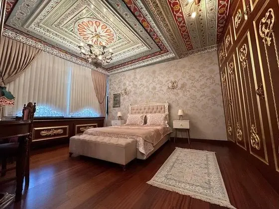 Presidential Suite Custom Oda