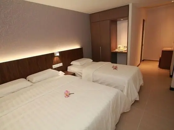 Üç Kişilik Oda