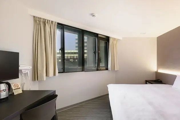 Luxury Tek Büyük Yataklı Oda