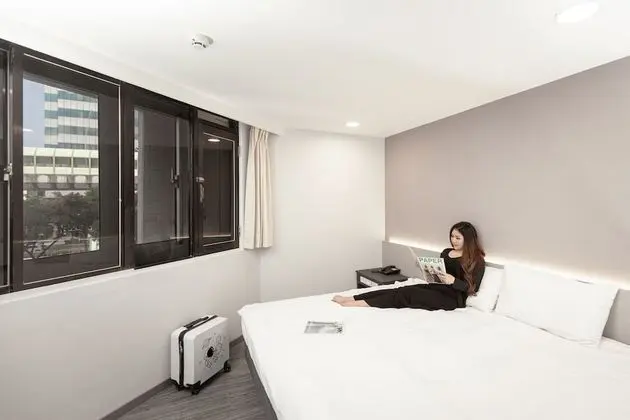 Luxury Tek Büyük Yataklı Oda