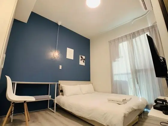 City Tek Büyük Yataklı Oda