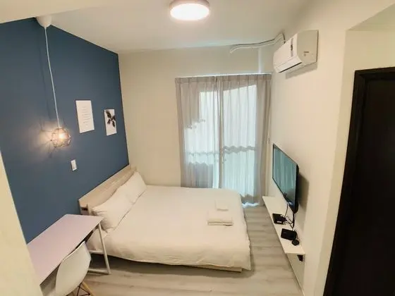 City Tek Büyük Yataklı Oda