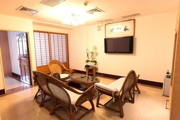 Deluxe Çatı Katı Süiti (Penthouse), 3 Yatak Odası, Göl Manzaralı, Kule