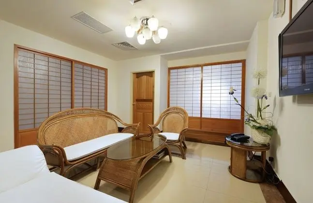 Deluxe Çatı Katı Süiti (Penthouse), 3 Yatak Odası, Göl Manzaralı, Kule